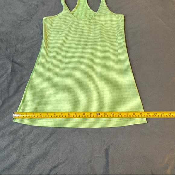 Lululemon Athletica Gingham Green Racerback Tank Top

#1080 - Picture 6 of 8